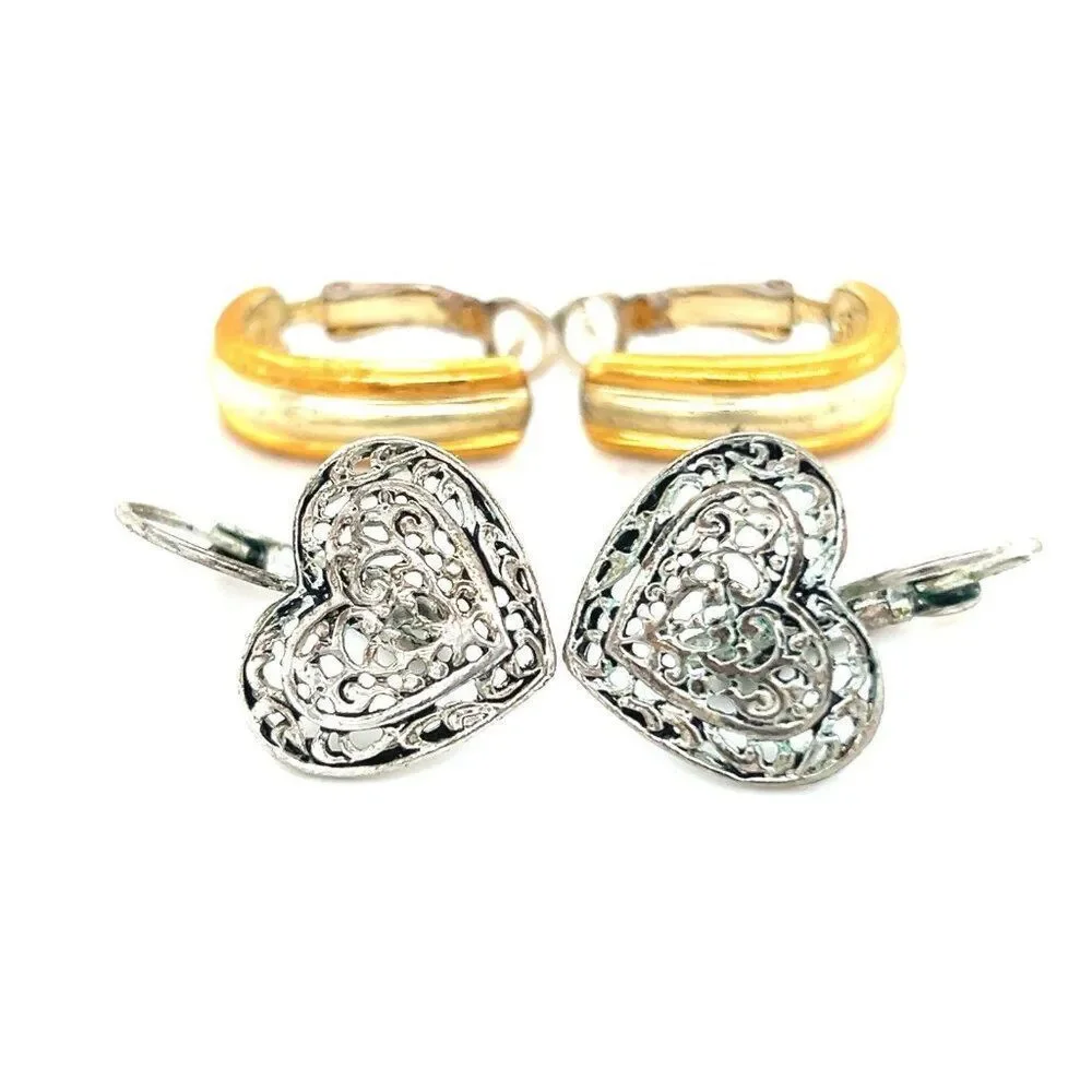 2 Pairs of Earrings